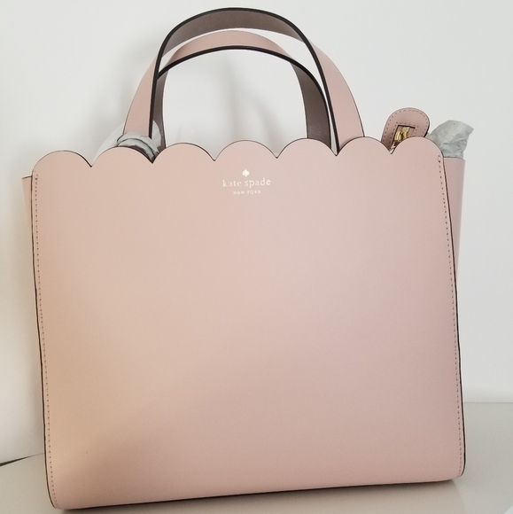 $110 SALE‼️Kate Spade Bag - Picture 2 of 15